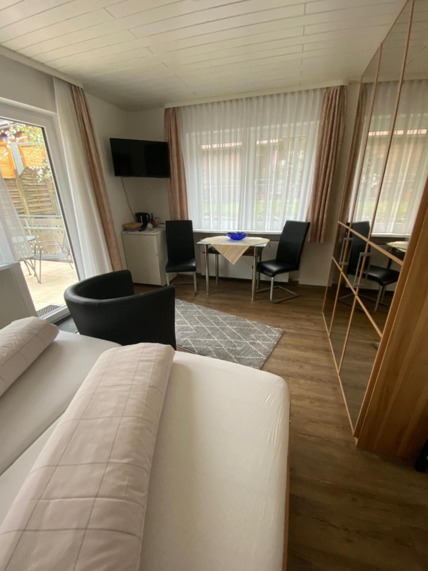 באד פטרסטאל-גריסבאך Gaestehaus Und Ferienwohnung Baechle מראה חיצוני תמונה